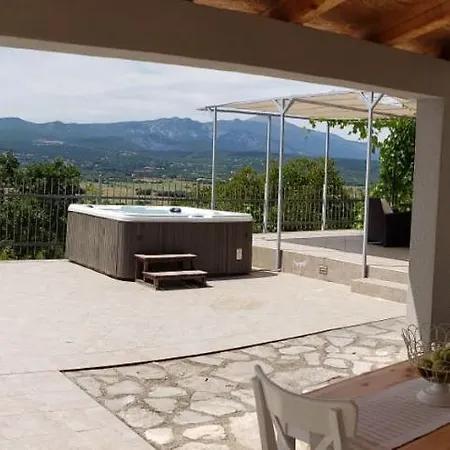 Villa Kula
